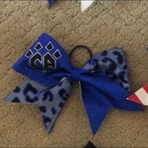 cheer bow